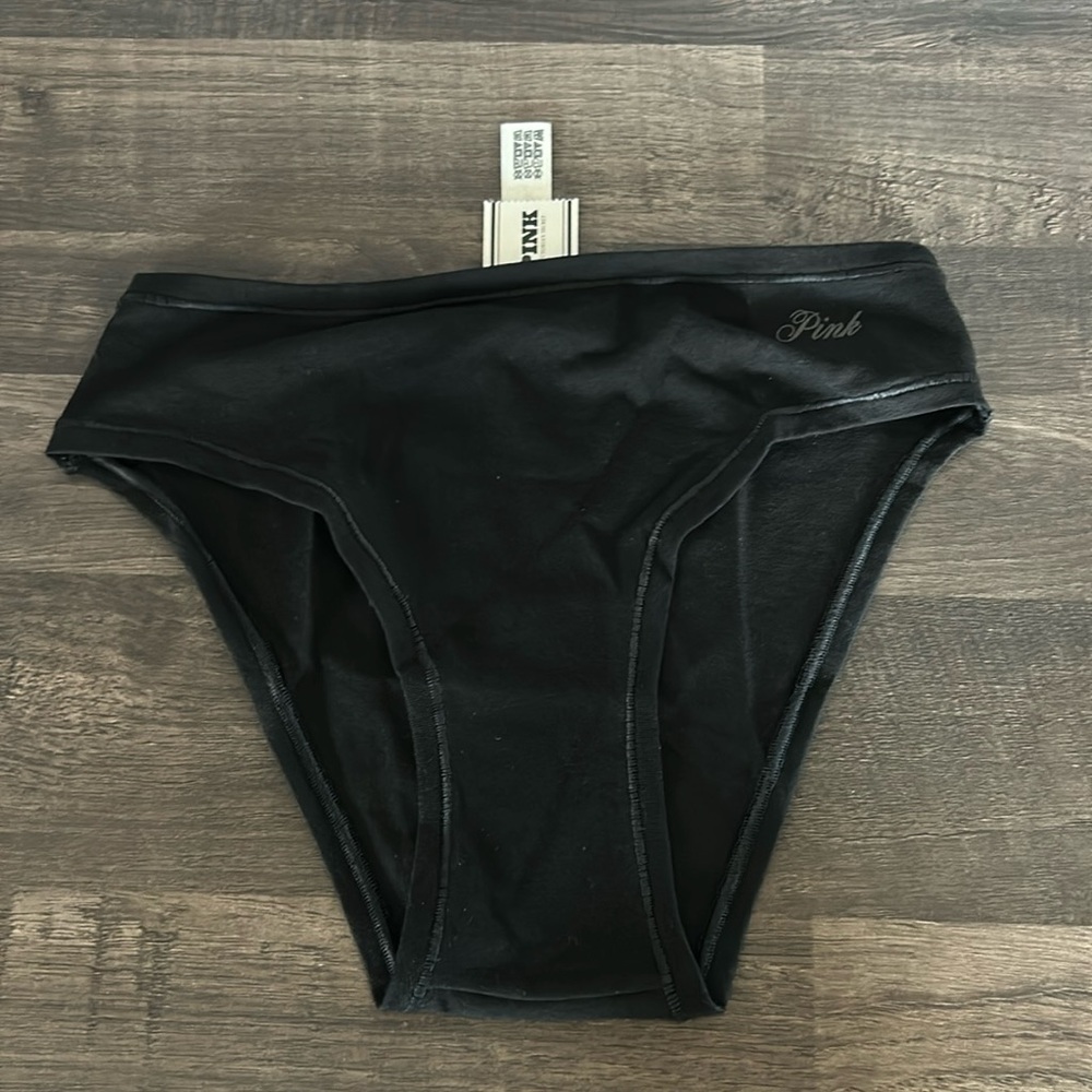Victoria’s Secret cheeky panties black size XS